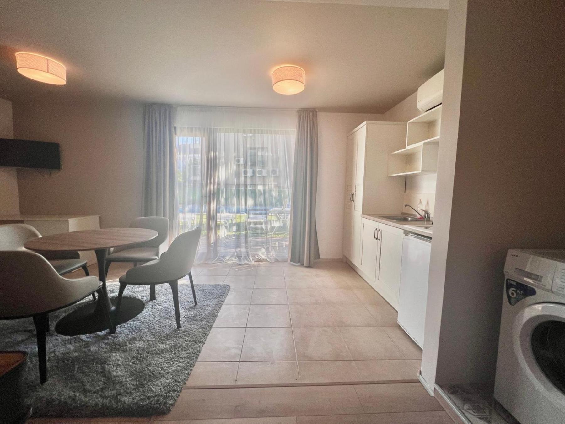 Kiara Apartments Saints Constantine and Helena Bagian luar foto